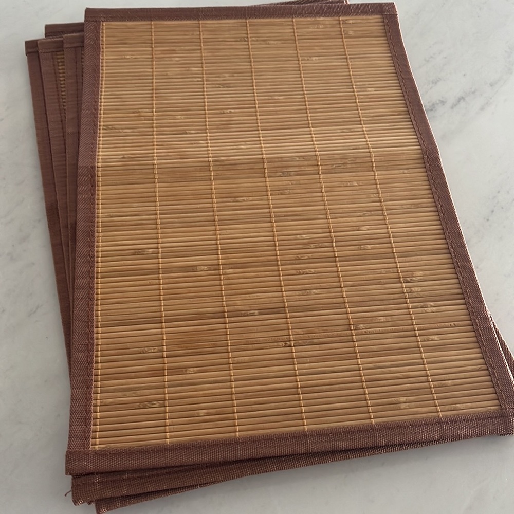 Bamboo table mats (6)